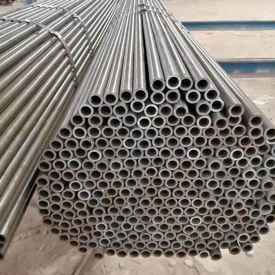 Q195 Q215 Q235 SS400 S235 astm a500 炭素鋼のシームレスパイプ 実際の重量による請求書 加工サービス 脱巻き