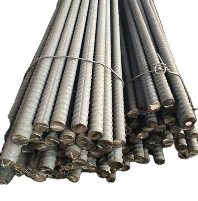 HRB400 HRB500 hbr 335 リバー 長さ 6-12M 耐久性のある建築のための容量 ± 1%