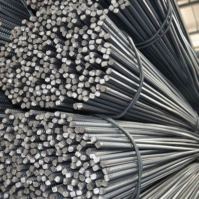 HRB400 HRB500 hbr 335 リバー 長さ 6-12M 耐久性のある建築のための容量 ± 1%