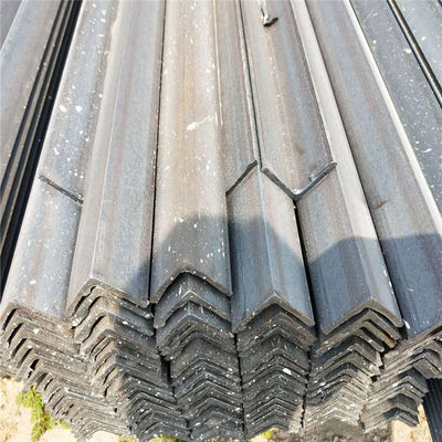 建築における直角角鋼のための競争力のある非合金材料